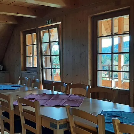 Raimartihof Mit Ferienunterkuenften בית נופש