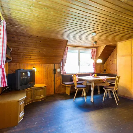 Raimartihof Mit Ferienunterkuenften * פלדברג