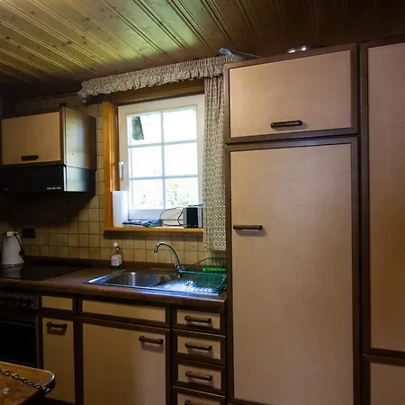 Raimartihof Mit Ferienunterkuenften בית נופש פלדברג